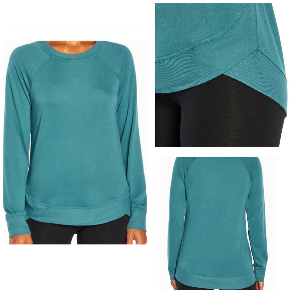 🎁 5/$25 MARIKA Balance Collection Queeny Fleece Pullover Womens